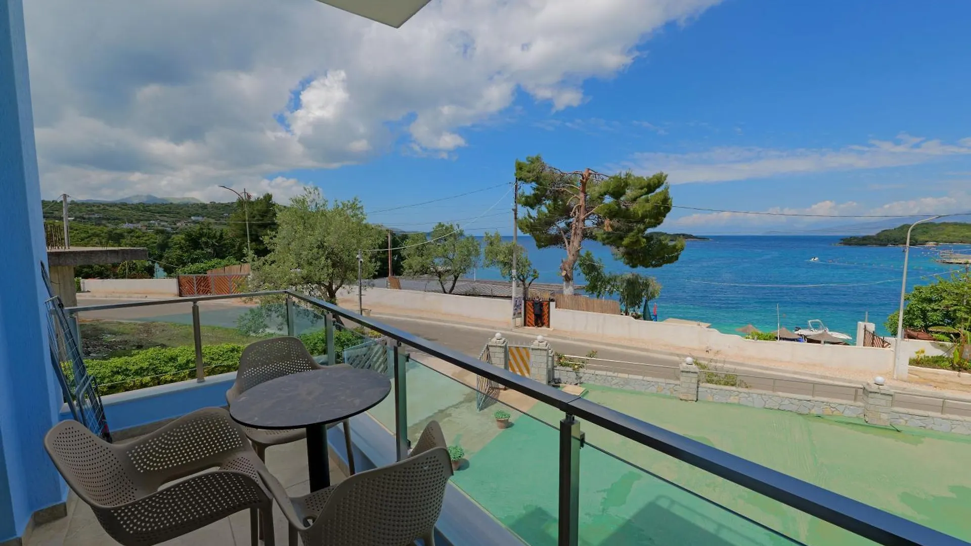 Hotel Esmerald Ksamil Albania