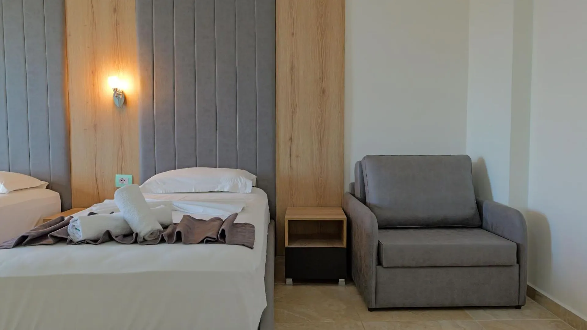 Hotel Esmerald Ksamil