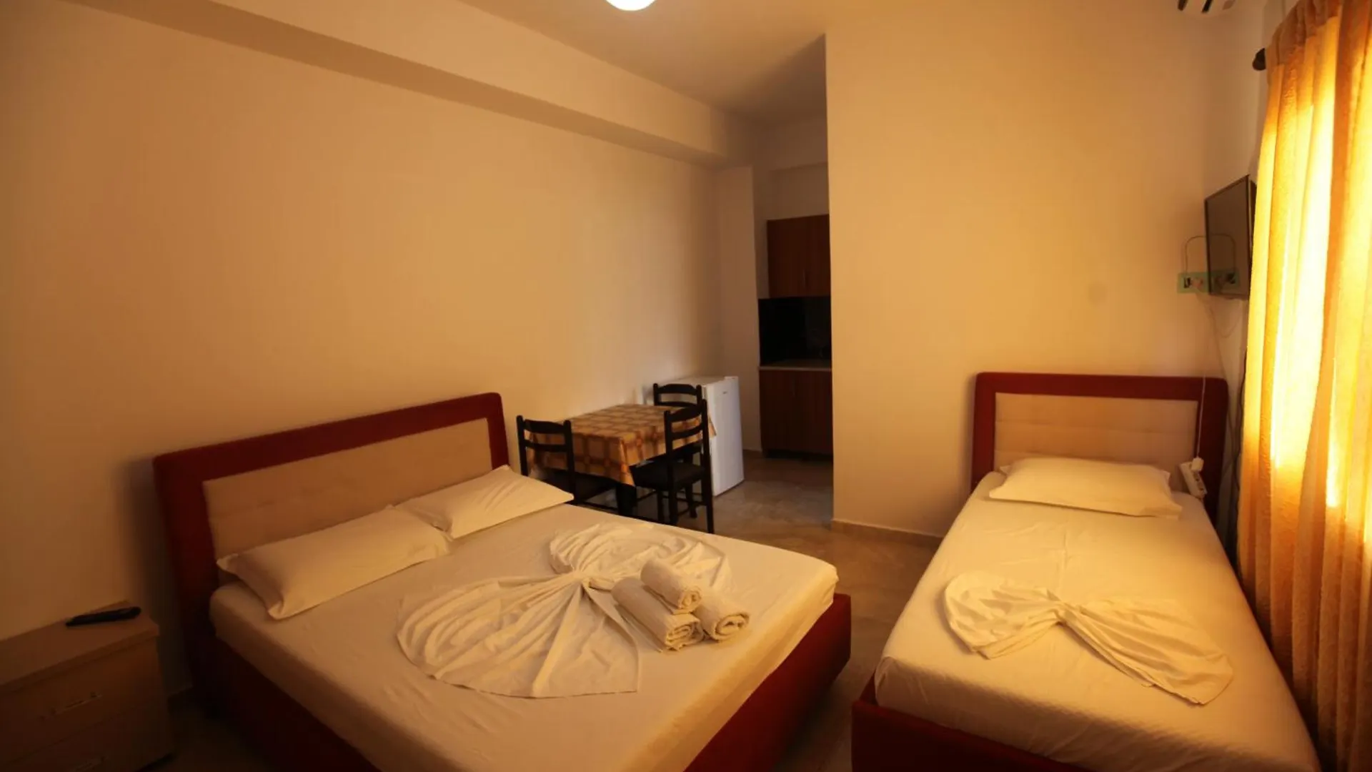 Hotel Esmerald Ksamil