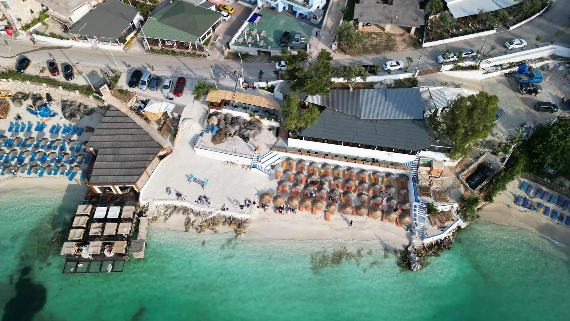 Hotel Esmerald 卡萨米尔