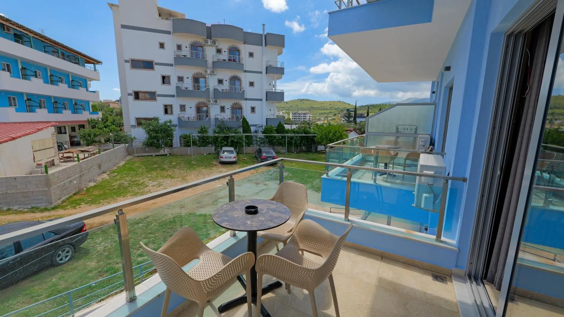 Hotel Esmerald Ksamil 3*,  Albania